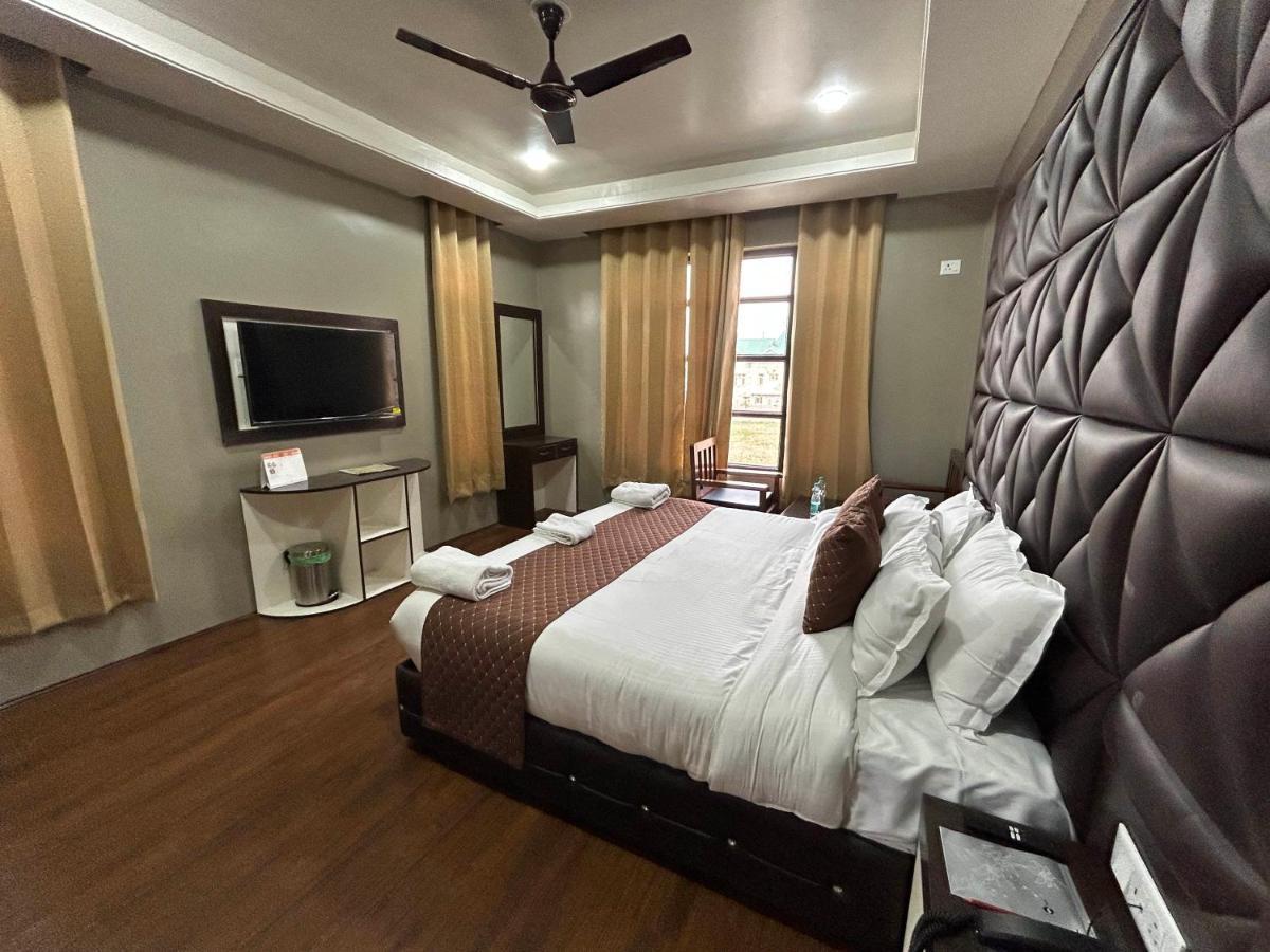 Fair Mount, Airport Road, Humhama Srinagar Hotel Ngoại thất bức ảnh