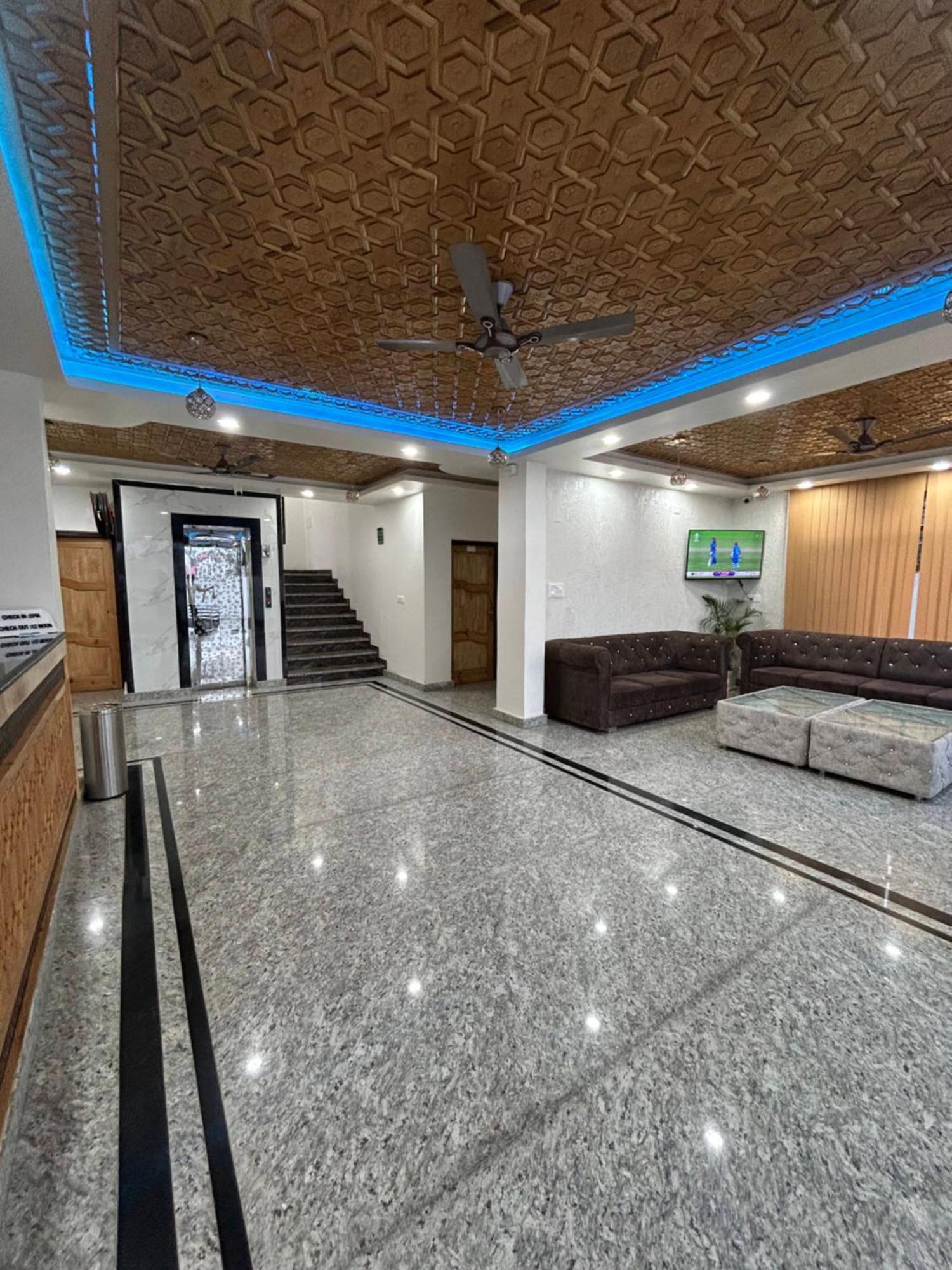 Fair Mount, Airport Road, Humhama Srinagar Hotel Ngoại thất bức ảnh